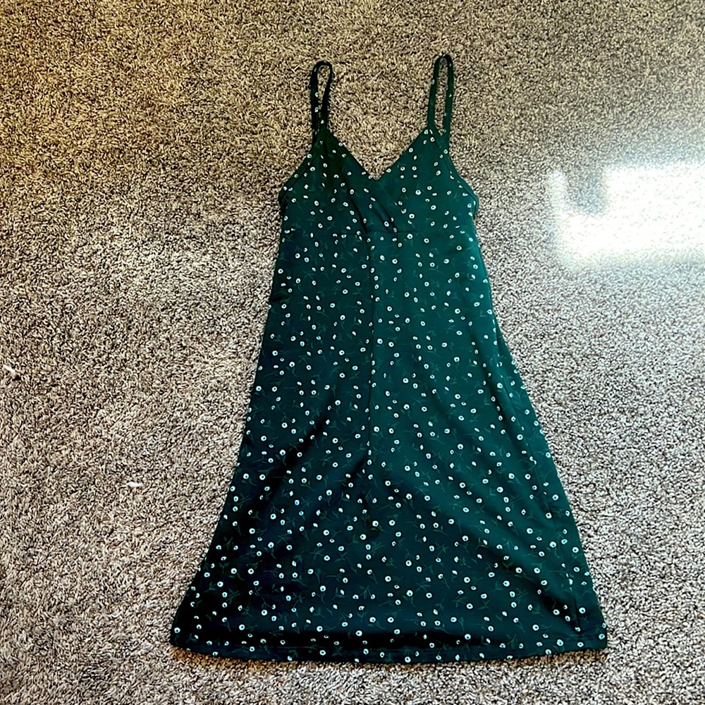 Cute short summer dress no stains no rips